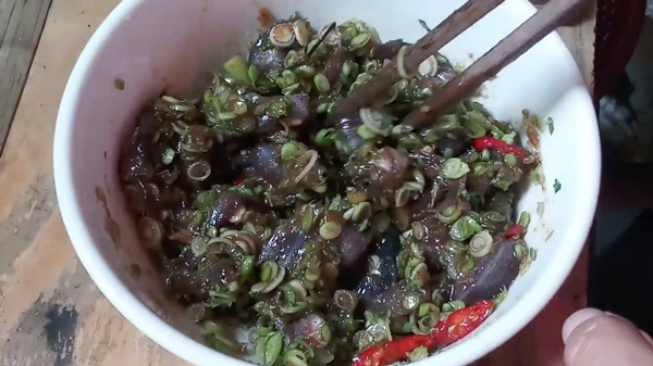 Cách làm mắm cá chốt trộn sả ớt