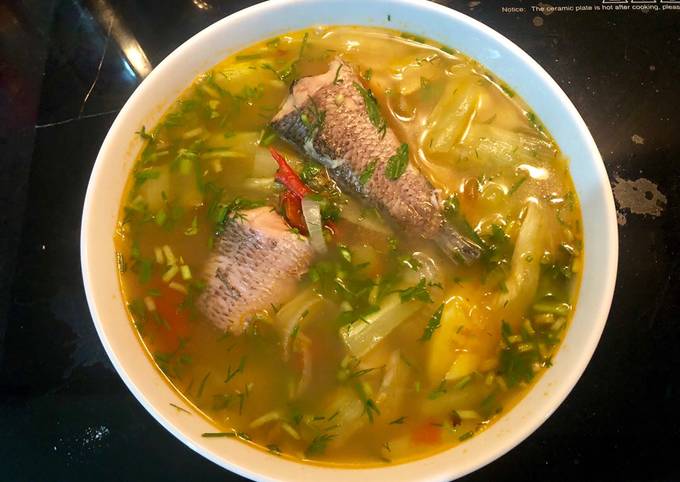 Canh chua cá lóc